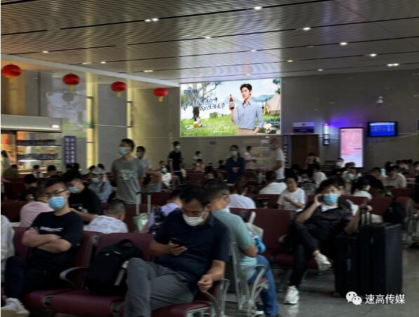 酒行業(yè)戶外廣告勢頭迅猛，行業(yè)發(fā)展向好！